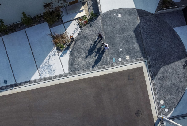 家と家のほどよい距離感