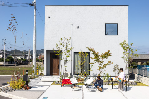 まちの印象をつくる木々